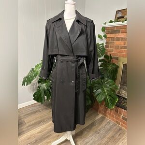 🛍️ Forecaster of Boston  Black lightweight trench jacket size P7/8